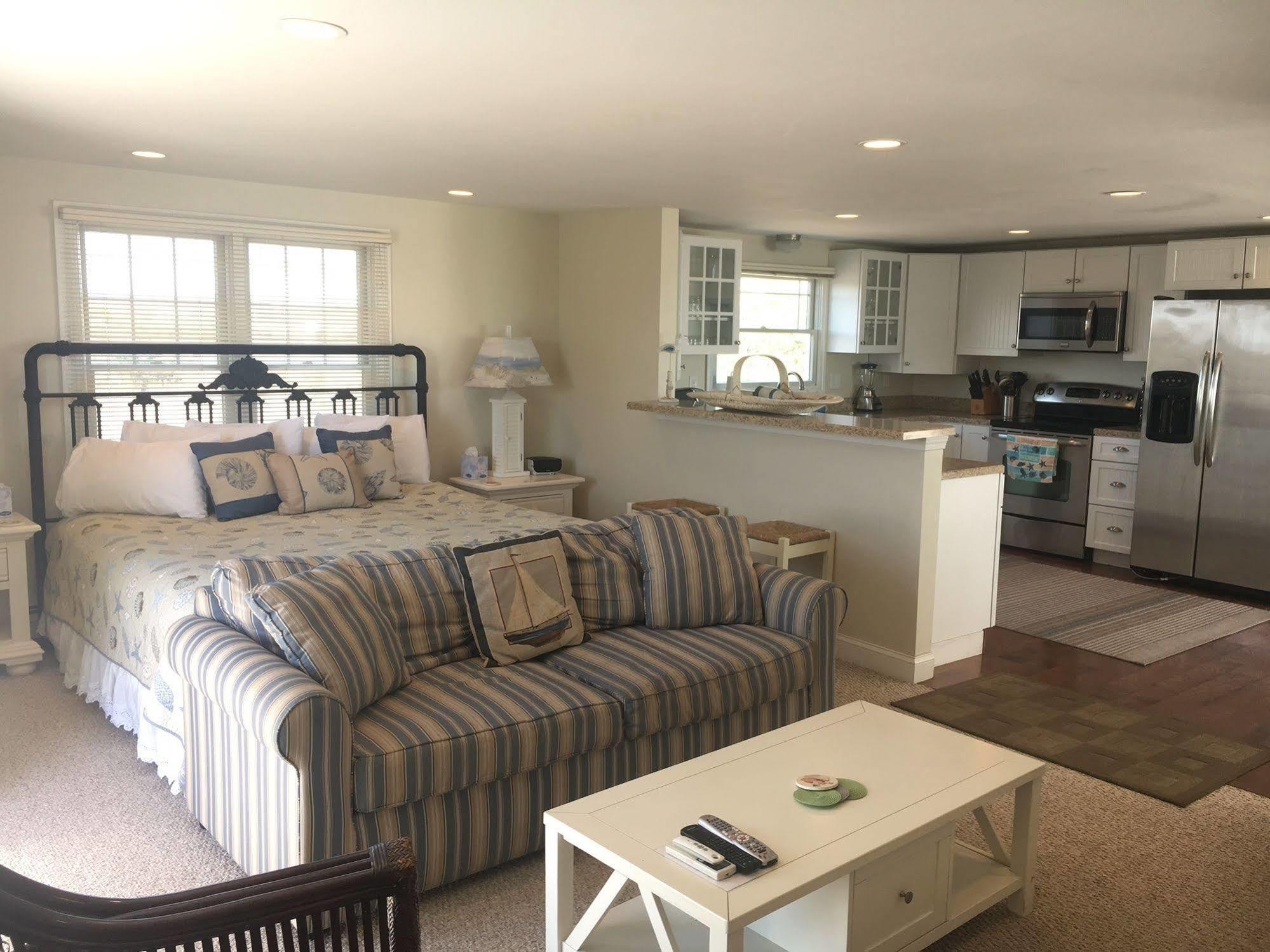Hotel The Ocean View West Hyannisport Esterno foto